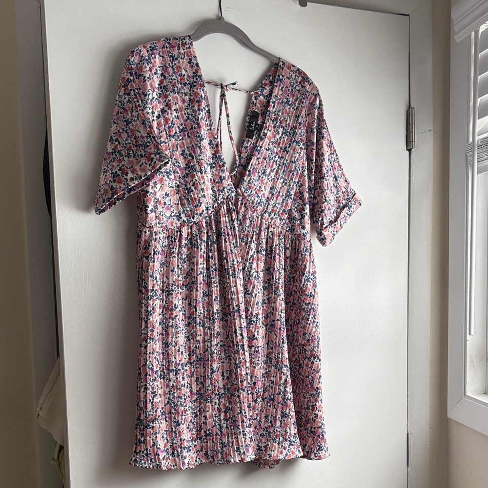 Lulu's Pink Floral Mini Dress